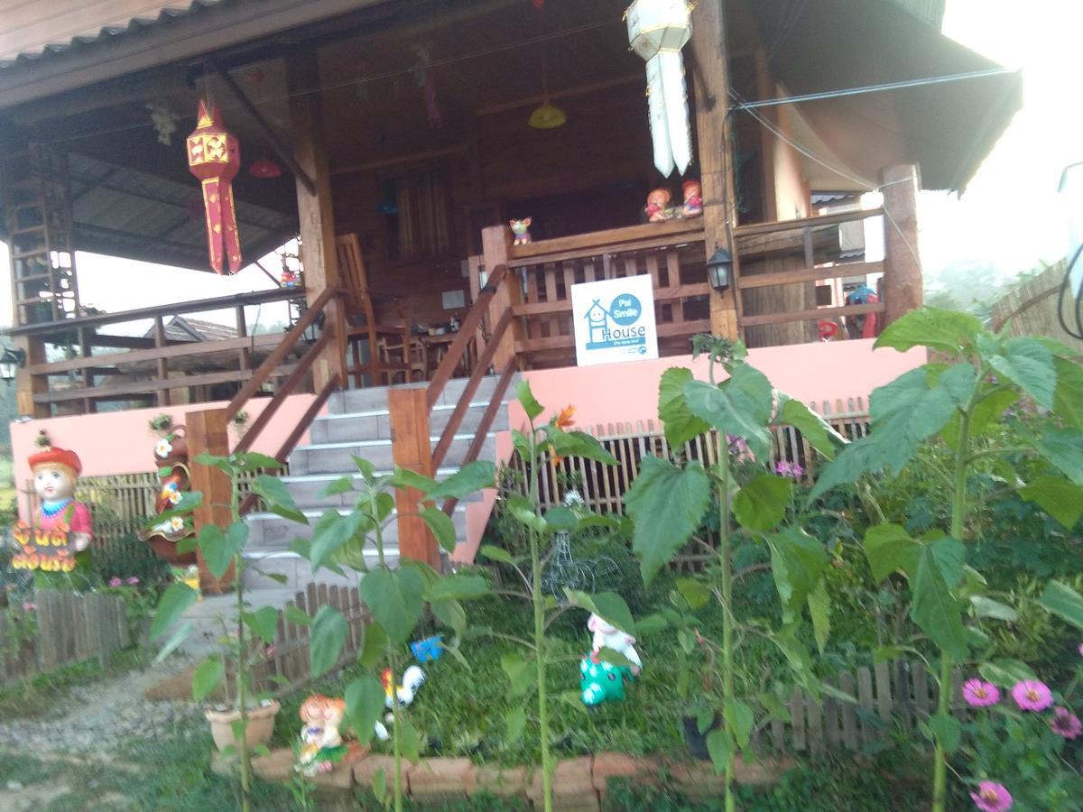 Hotel Pai Smilehouse Exterior foto